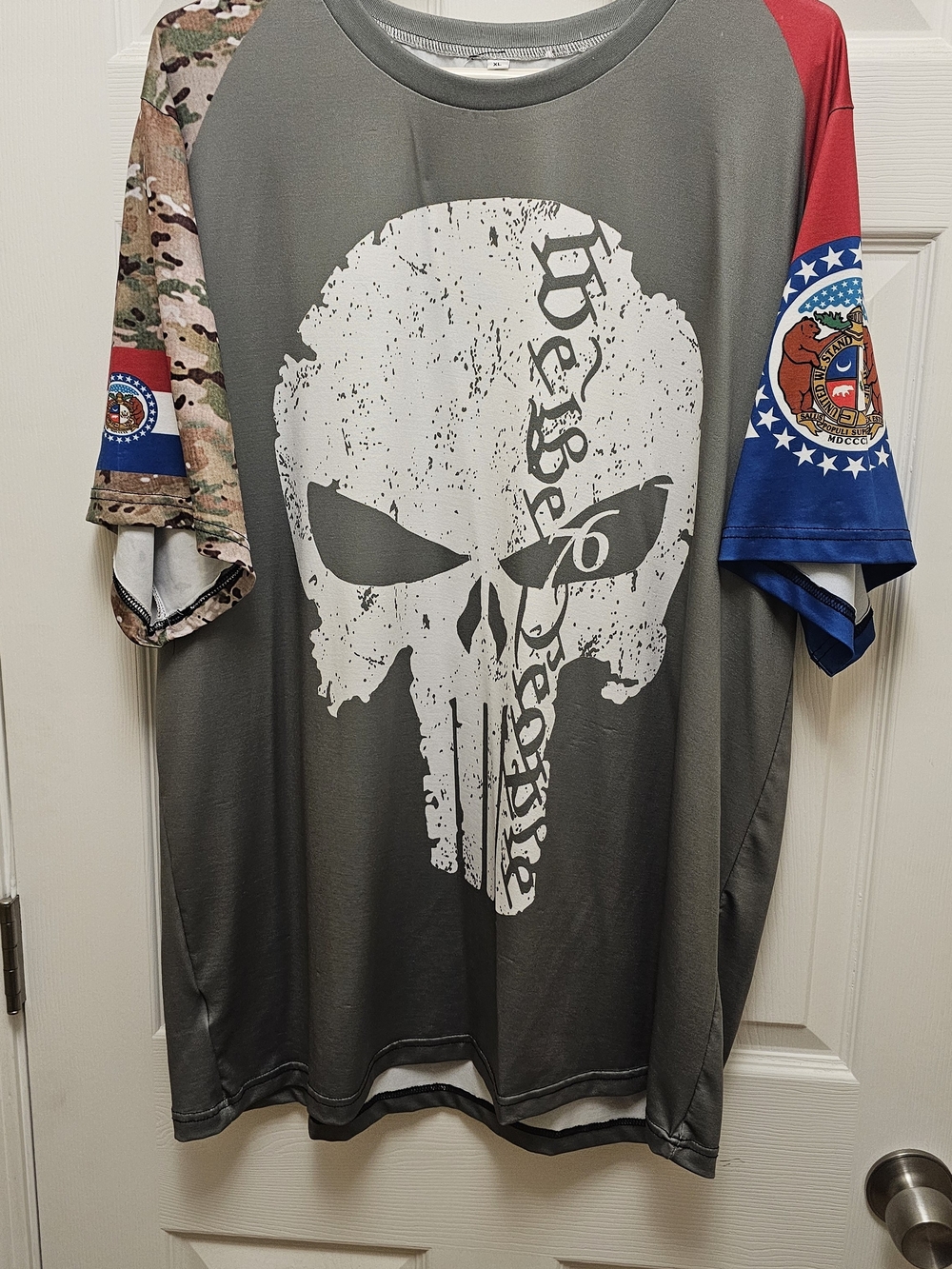 Skull Graphic Short Sleeve Tee with Multicolor Sleeves